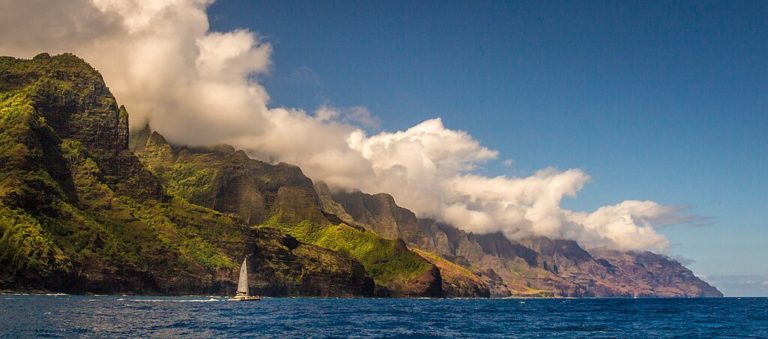 Na Pali Coast State Park, Hawaii.